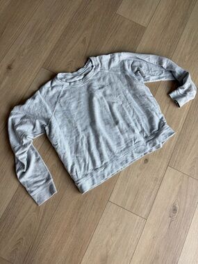 Good hYOUman - Classic Crewneck Women’s Sweater - Light Gray